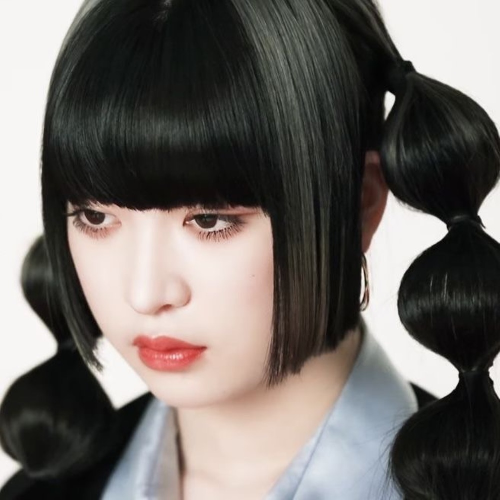 Meet your Posher, Alida